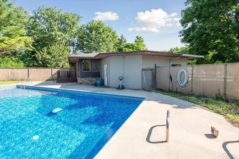 Exterior - 422 Norbert, Hemlock, MI 48626 photo 10 of 14