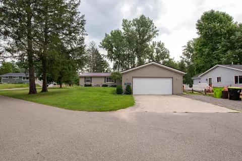 Exterior - 5211 Ostlund, Hope, MI 48628 photo 2 of 11