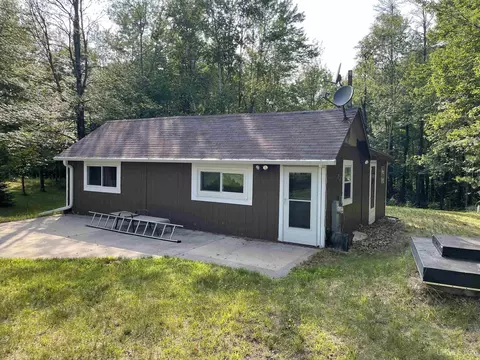 n18441 Tonys Lane, Pembine, WI 54156