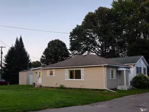 4412 Oak, Luna Pier, MI 48157