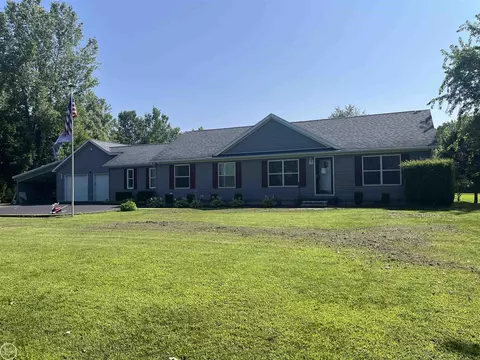 66308 Kuster, New Haven, MI 48050