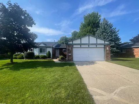 14075 Bery, Sterling Heights, MI 48312
