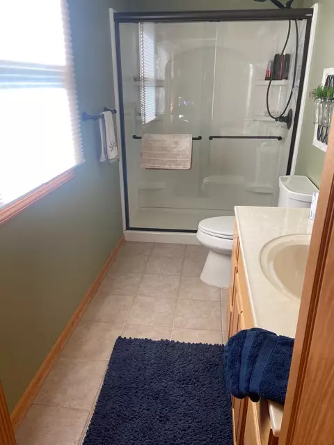 Bath - 4680 Clendening, Gladwin, MI 48624 photo 2 of 4
