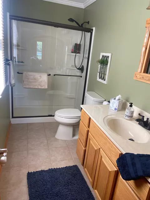 Bath - 4680 Clendening, Gladwin, MI 48624 photo 1 of 4