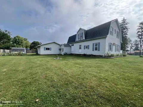 Exterior - 814 Parker, Crystal, MI 48818 photo 3 of 5