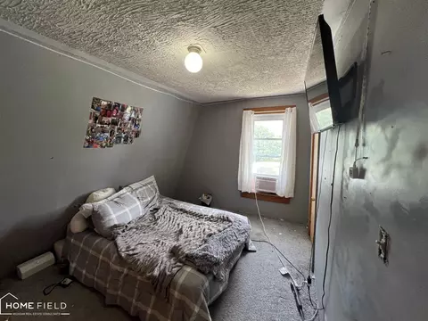 Bedroom - 814 Parker, Crystal, MI 48818 photo 3 of 5