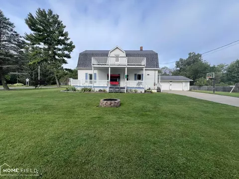 814 Parker, Crystal, MI 48818