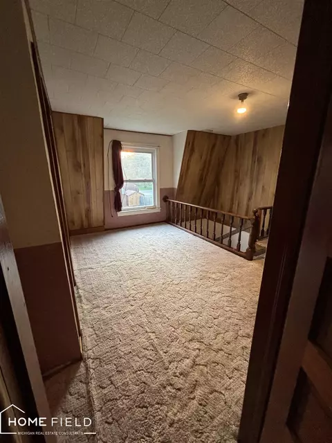 Entry Way - 814 Parker, Crystal, MI 48818 photo 1 of 2