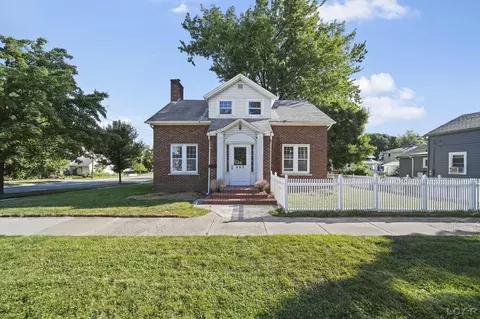 403 E Front, Adrian, MI 49221 photo 2