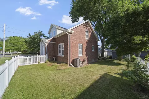 403 E Front, Adrian, MI 49221 photo 34