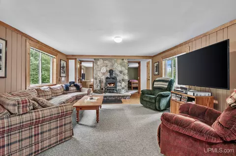 36314 M26, Toivola, MI 49965