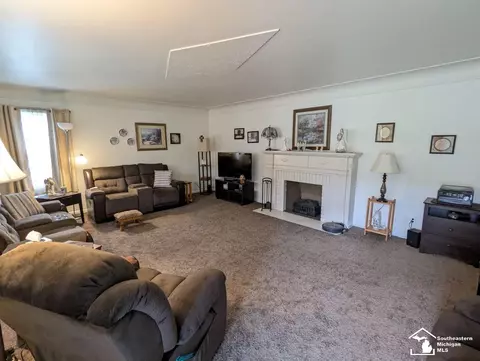 111 Borgess, Monroe, MI 48162 photo 3