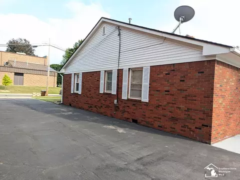 111 Borgess, Monroe, MI 48162 photo 21