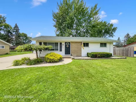 3307 Pasadena, Saginaw, MI 48603