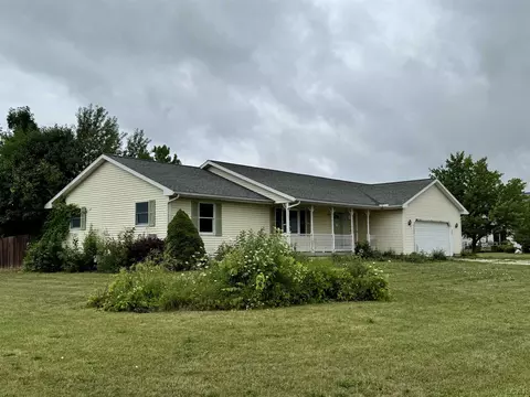 3221 E Northmor, Adrian, MI 49221 photo 2