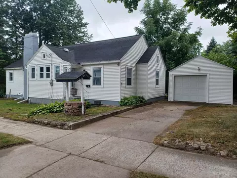 977 W Maumee, Adrian, MI 49221