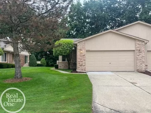 41282 Fortuna, Clinton Township, MI 48038