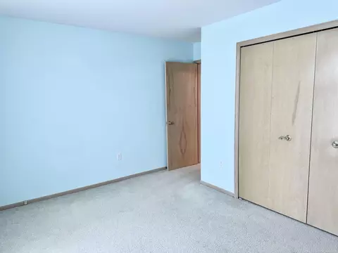 Bedroom - 21755 Sunset, Macomb, MI 48044 photo 2 of 3