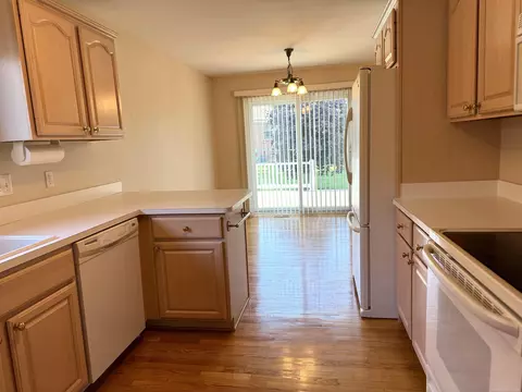 Kitchen - 21755 Sunset, Macomb, MI 48044 photo 1 of 3
