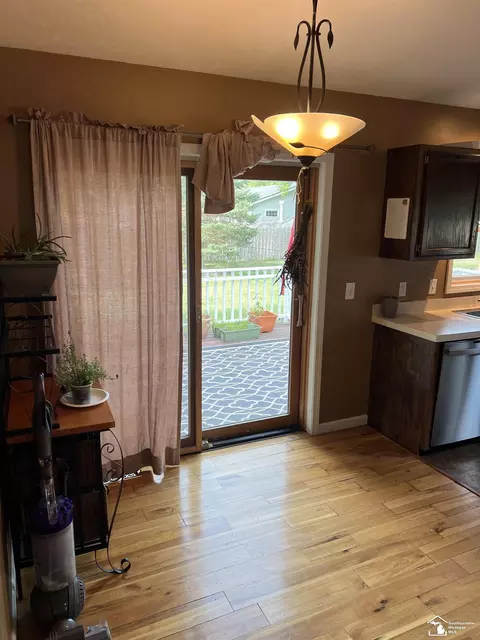 1205 Sunset, Tecumseh, MI 49286 photo 12