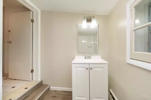 Bath - 11075 E Burt Rd, Birch Run, MI 48415 photo 2 of 2