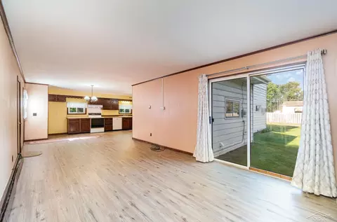 Living - 11075 E Burt Rd, Birch Run, MI 48415 photo 3 of 4