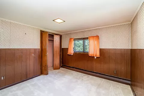 Bedroom - 11075 E Burt Rd, Birch Run, MI 48415 photo 5 of 7