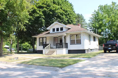 922 N Bond, Saginaw, MI 48602