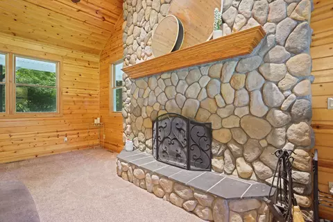 1555 S Eight Mile, Breckenridge, MI 48615