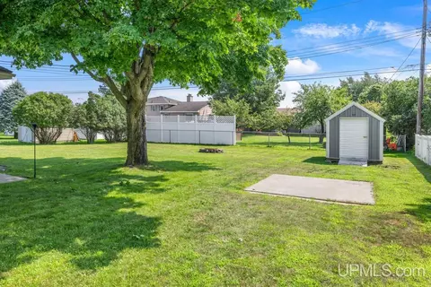 409 S 30th, Escanaba, MI 49829 photo 32