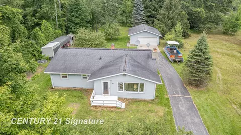 4477 E Michigan, Au Gres, MI 48703 photo 2