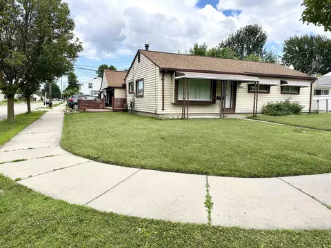 26684 Dale, Roseville, MI 48066