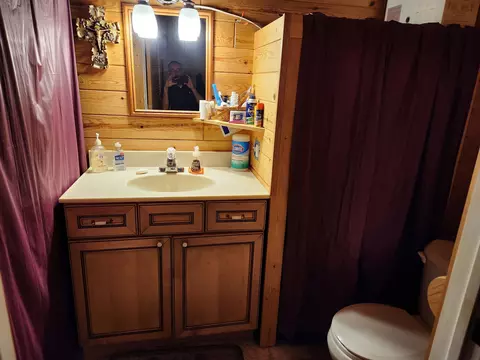 Bath - 1775 Long, Beaverton, MI 48612 photo 1 of 1