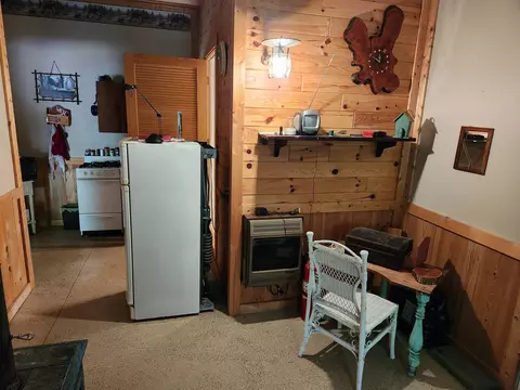Kitchen - 1775 Long, Beaverton, MI 48612 photo 1 of 3