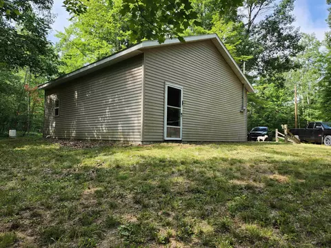 Exterior - 1775 Long, Beaverton, MI 48612 photo 3 of 8