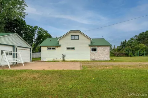 1186 Co Rd 496 SE, Ishpeming, MI 49849 photo 7
