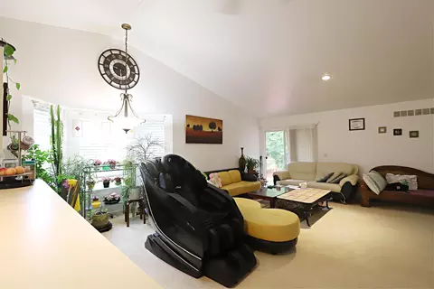 6428 Duchess, Flushing, MI 48433 photo 5