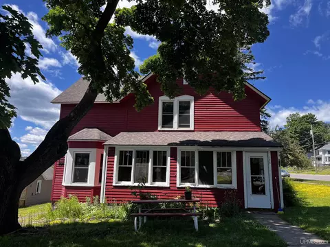 125 Morgan, Marquette, MI 49855