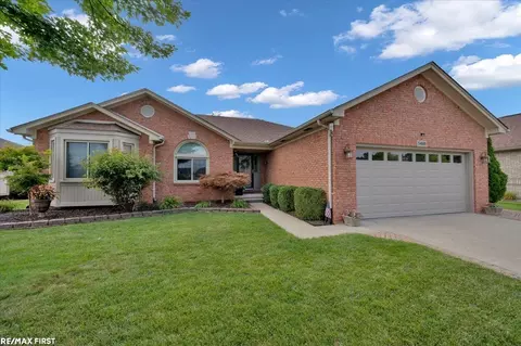 54681 Laurel, Macomb, MI 48042