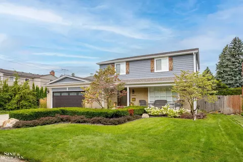 21459 Morningside, Grosse Pointe Woods, MI 48236