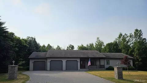 530 Quartz, Hancock, MI 49930