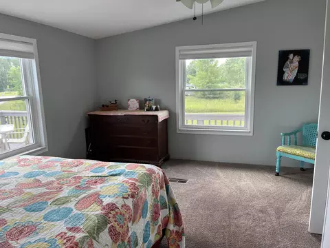 Bedroom - 5437 Darby, Gladwin, MI 48624 photo 3 of 14
