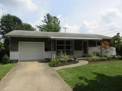 706 Wiltshire, Owosso, MI 48867