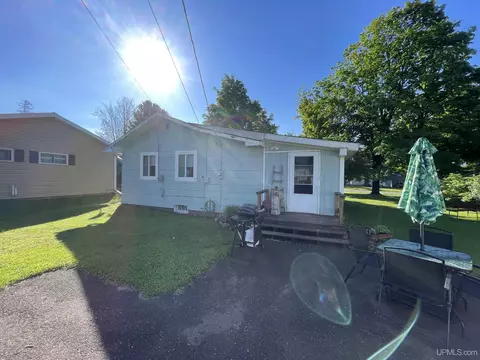 516 N Fourth, L'anse, MI 49946 photo 5