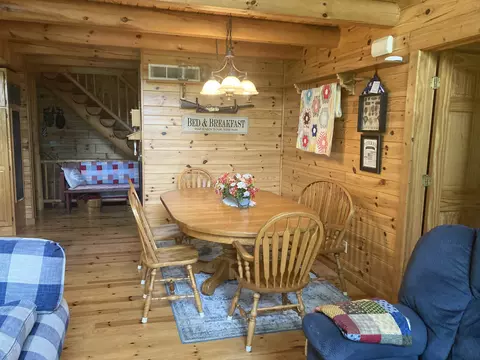 Dining - 2153 N M-30, Gladwin, MI 48624 photo 1 of 3