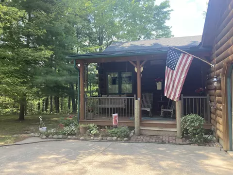 Exterior - 2153 N M-30, Gladwin, MI 48624 photo 10 of 28