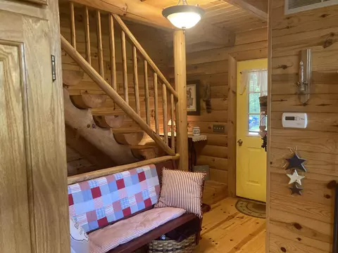 Entry Way - 2153 N M-30, Gladwin, MI 48624 photo 1 of 2