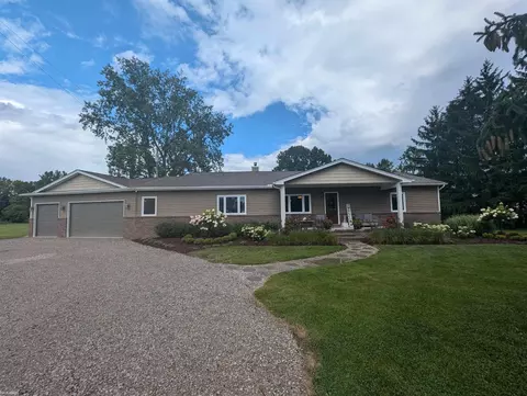 1004 Miller, Riley, MI 48041