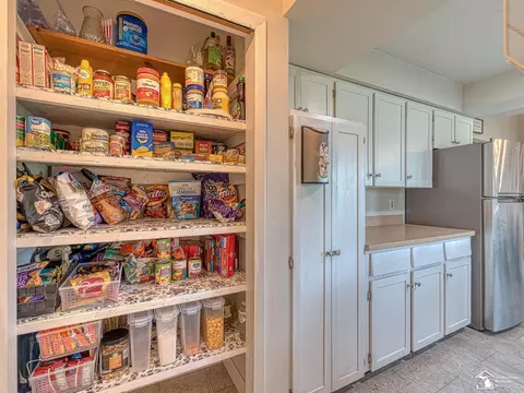 4949 Colf, Carleton, MI 48117 photo 20