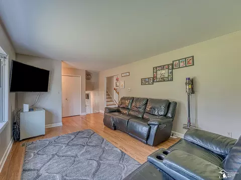 4949 Colf, Carleton, MI 48117 photo 11